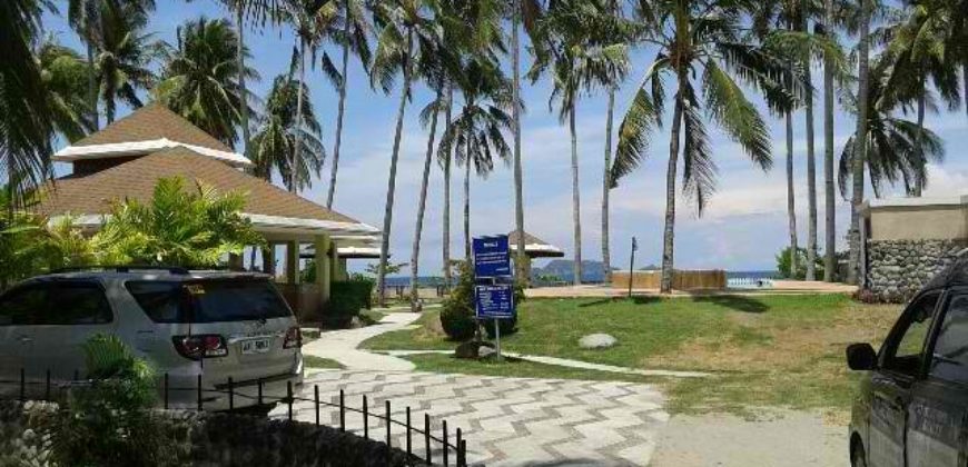 HOUSE & LOT WITH BEACH ACCESS FOR SALE