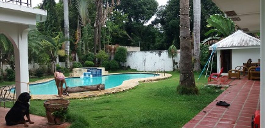 UNDER CONTRACT — Rental House with Swimming Pool and Guest House