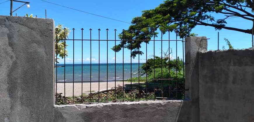 HOUSE & LOT NEAR THE BEACH