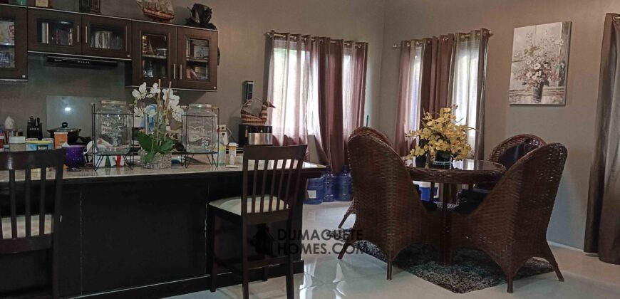 BEAUTIFUL OCEAN VIEW BIG HOUSE WITH SWIMMING POOL FOR SALE