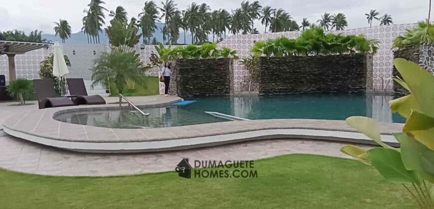 BEAUTIFUL OCEAN VIEW BIG HOUSE WITH SWIMMING POOL FOR SALE