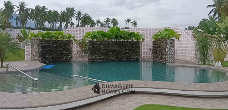 BEAUTIFUL OCEAN VIEW BIG HOUSE WITH SWIMMING POOL FOR SALE