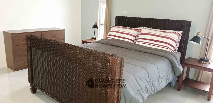 BEAUTIFUL OCEAN VIEW BIG HOUSE WITH SWIMMING POOL FOR SALE