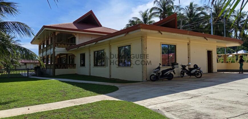 NEW LISTING – COMMERCIAL BEACH PROPERTY FOR SALE