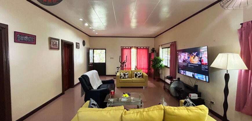 FOR SALE – Valencia 3BR House & 420 Sq Meter Lot With Clean Title