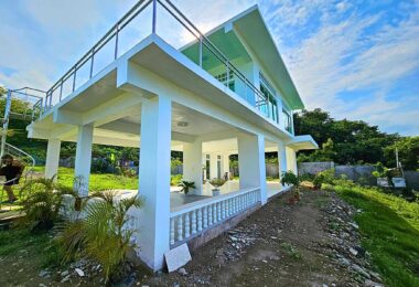 FOR SALE – Sibulan Overlooking House & 1493 Sq Meter Lot With Clean Title