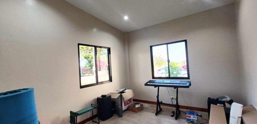 FOR SALE – Sibulan 2BR Newly Built Custom Home & 650 Sq Meter Overlooking Lot With Clean Title